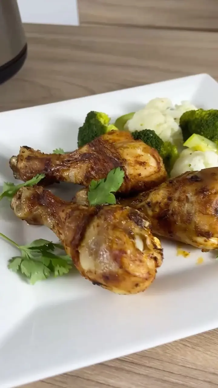 Air fryer chicken drumsticks for a quick dinner